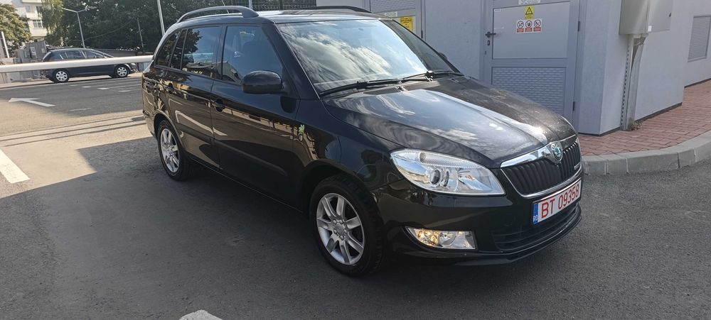 SKODA Fabia 2012 — imagine 3