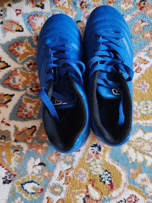 Продам почти новые бутсы