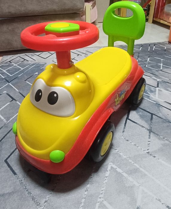 Машинка толокар, толокар