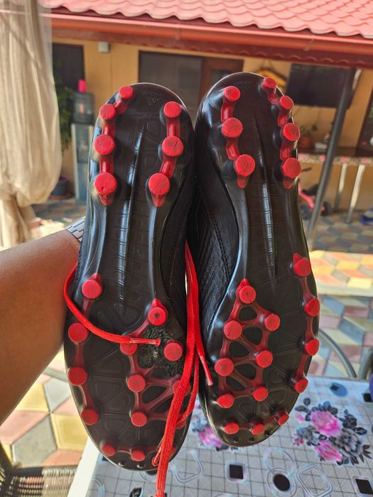 Ghete de fotbal bune