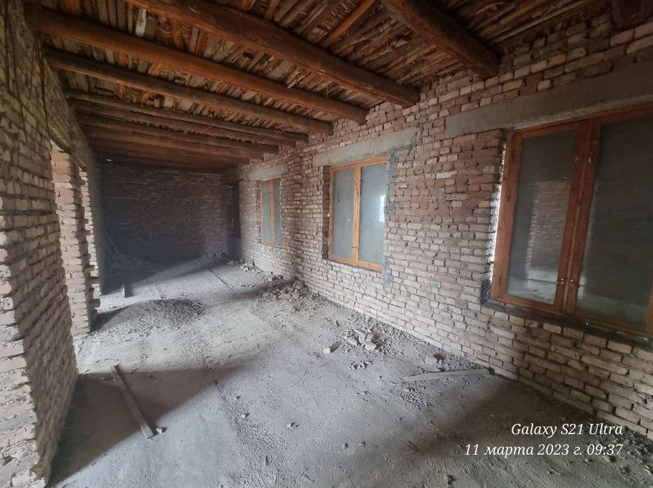 Продаётся участок 6 соток 6 комнат коробка