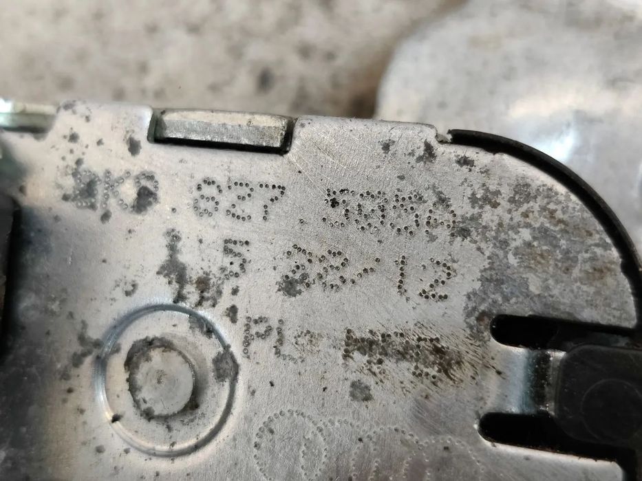 Broasca haion portbagaj Seat Exeo ST Audi A4 B8 A5 Q5 A6 A7 8K9827505A