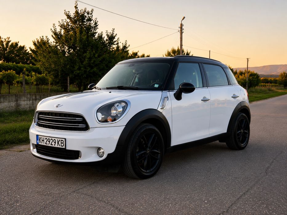 Продавам Mini Countryman