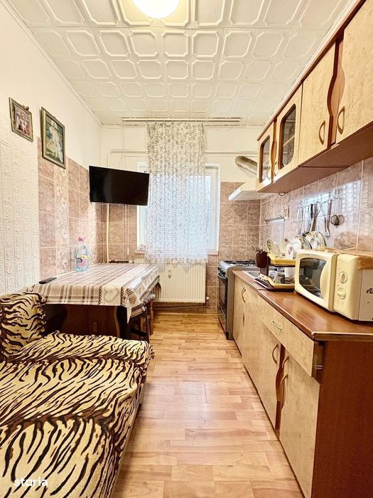 Apartament 3 camere – 41 mp – Petrisor