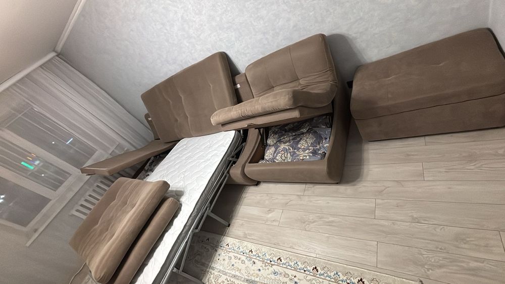 Продается диван.