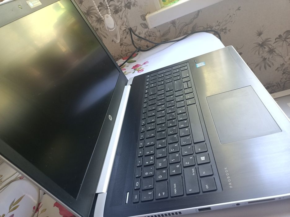 Ноутбук i3 4$8 gb ram (озу) ссд… m2…