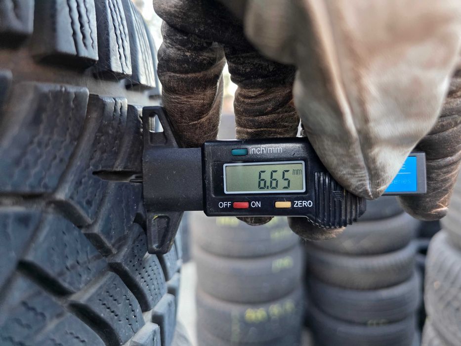 4бр Зимни гуми 225 45 19 - Goodyear