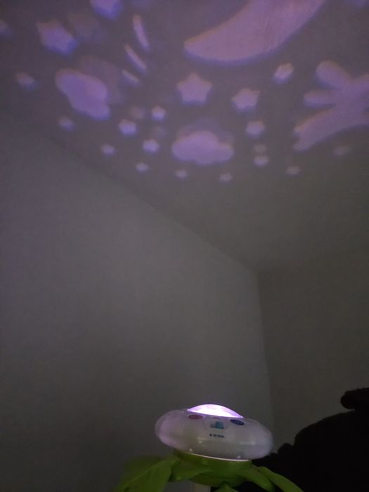 Музикална въртележка за кошара