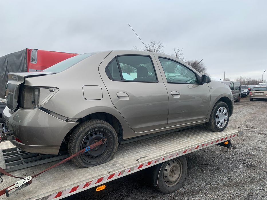 Dacia Logan 0.9 2013г