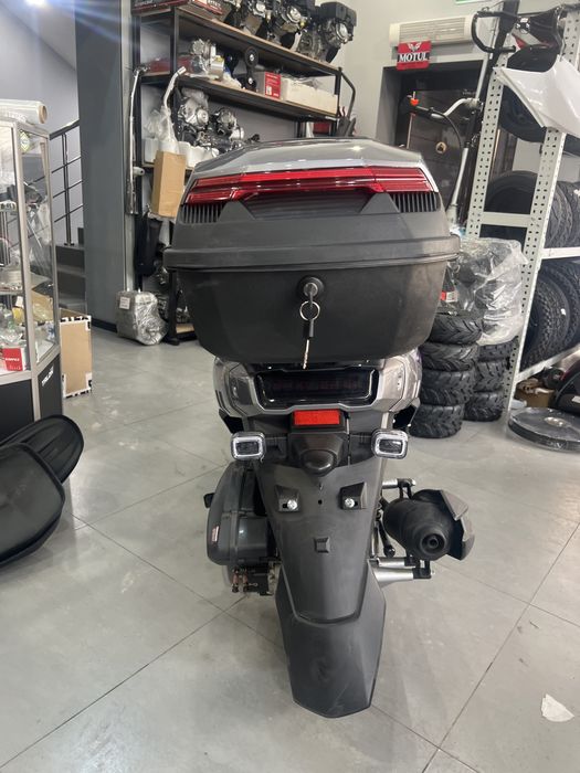 150 кубовый скутер