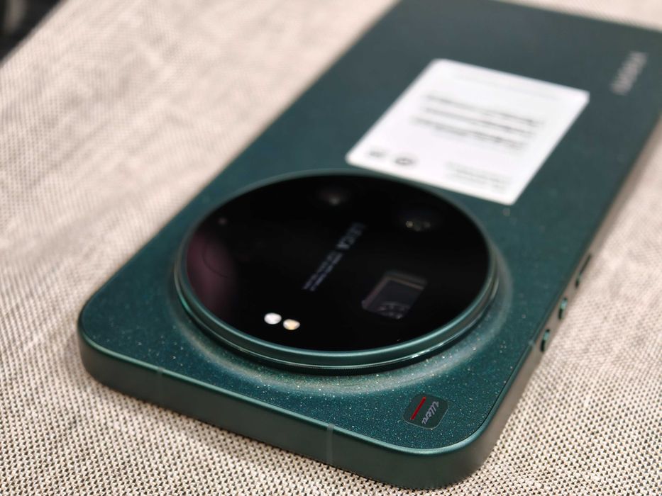 Нов Xiaomi 17 Ultra 16/512 зелен - 6.9", Leica 200mpx; 6800mAh 90w