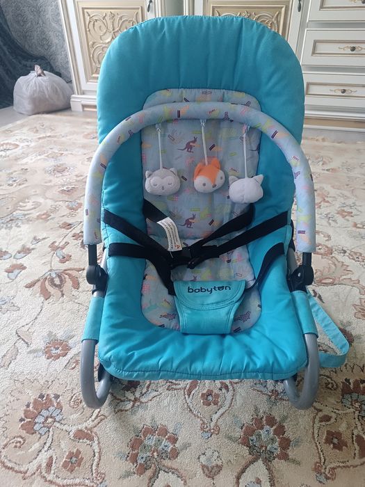 Детский шезлонг для малышей