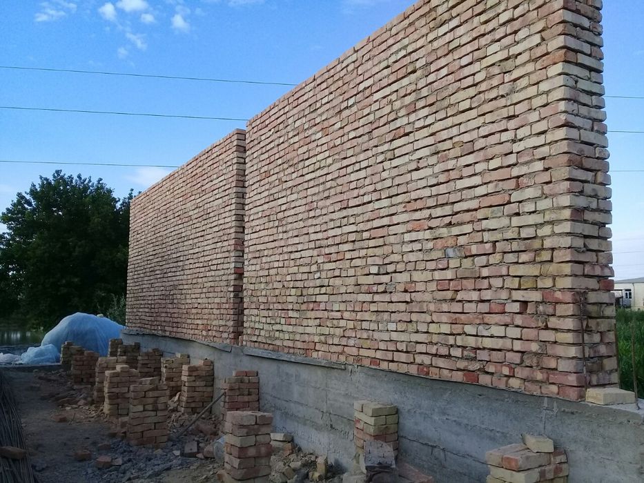 Нолдан уй курамиз пол паталог гишт териш Битон куйиш ишларни киламиз