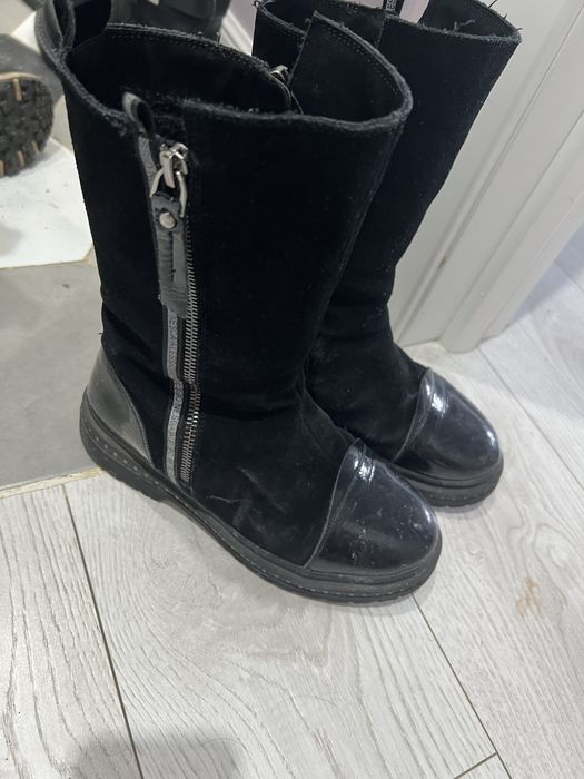 Сапоги на девочку и одежда