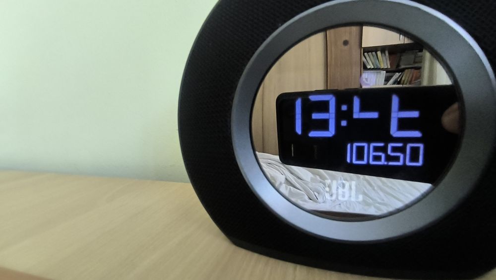 JBL Horizon  - радио часовник, будилник,Bluetooth колонка + нощна лампа (проблем)