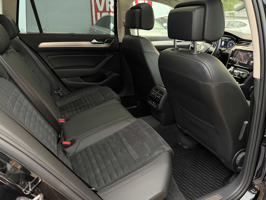 Volkswagen Passat 2018 / HighLine 2.0TDI-DSG / Panoramic / RATE / CockPit Digital / Piele / Head-Up / GARANTIE