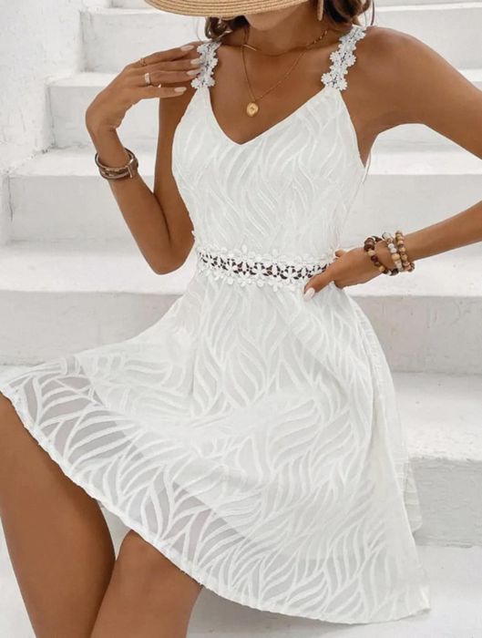 Рокля, размер М,чисто нова