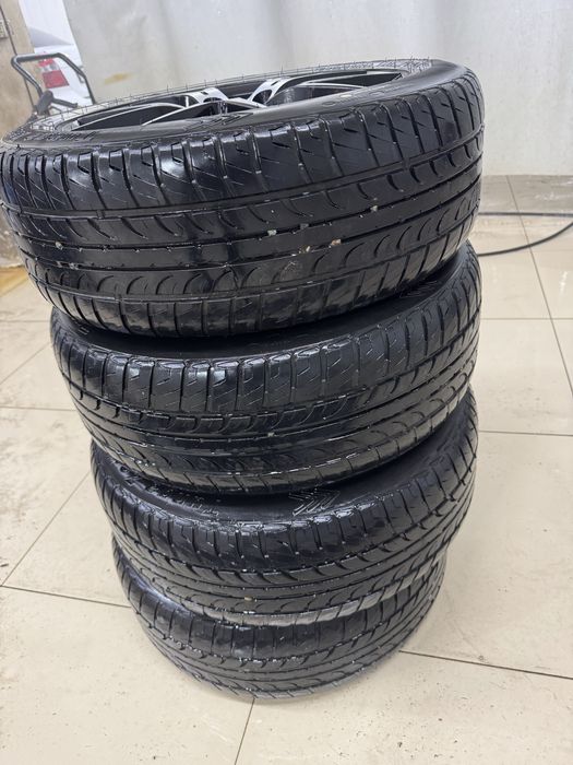 Продам диски с резиной