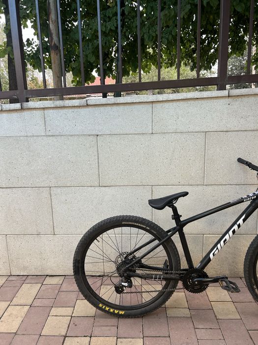 Продам Giant Rincon 2022