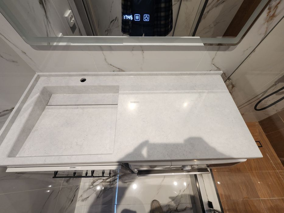 Умывальник из искусственного камня