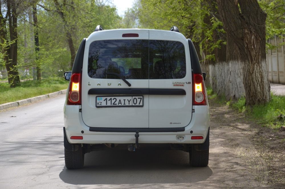 Ваз Ларгус крос .