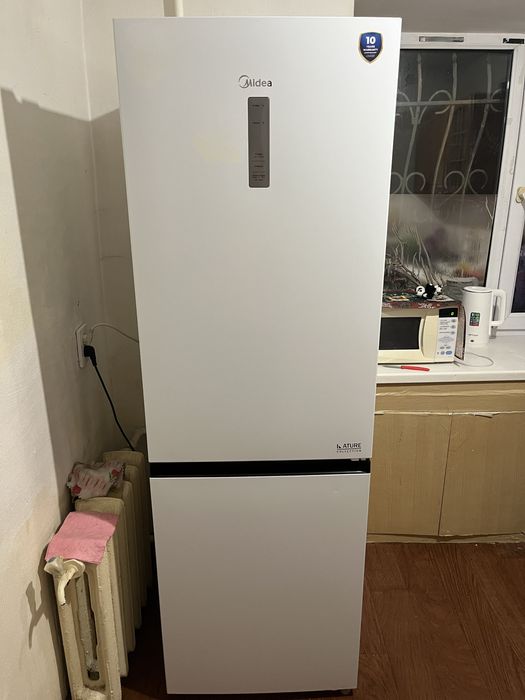 Холодильник Midea
