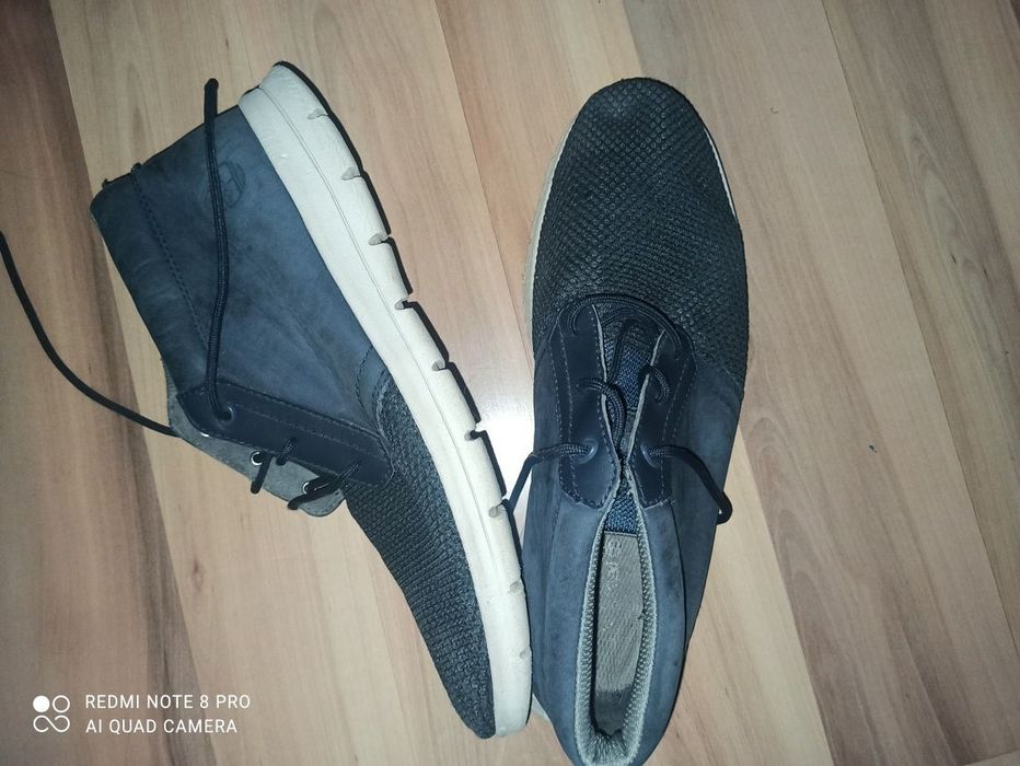 Продам обувь б,/у