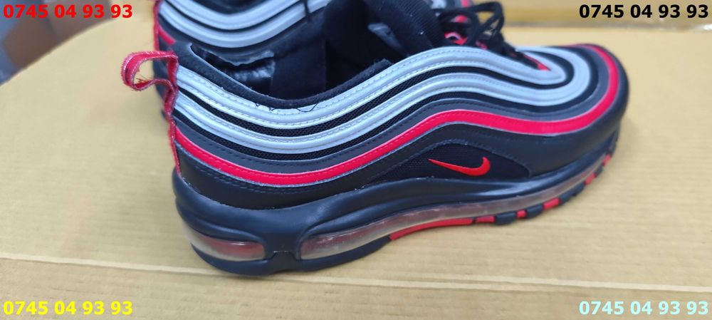 adidasi NIKE AIR MAX 42,5 stare buna uzura minima se vand ca in poze