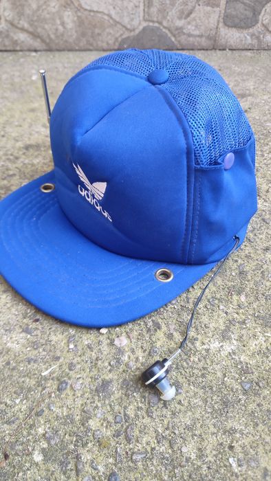 Șapcă Adidas cu radio