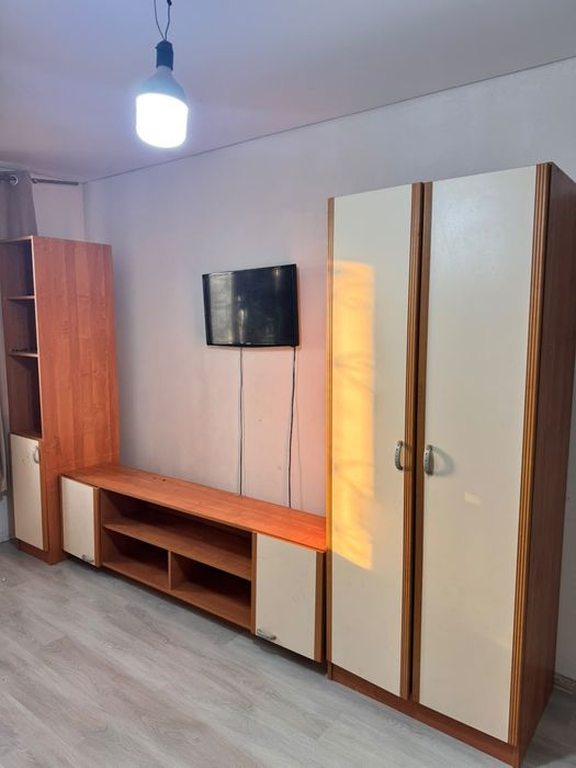 Продам мебель и кухонный гарнитур