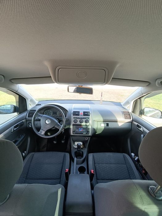 VW Touran 7 locuri