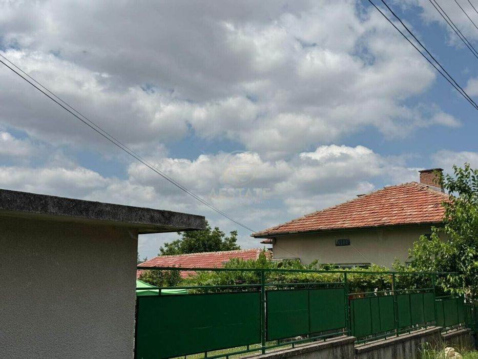 Къща в село Ракита обл.Плевен