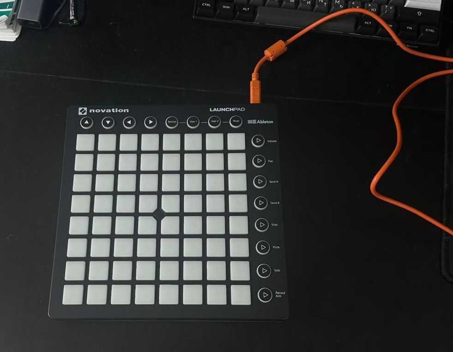 Novation Launchpad | MIDI контроллер для музыки