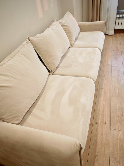 Трёхместный диван