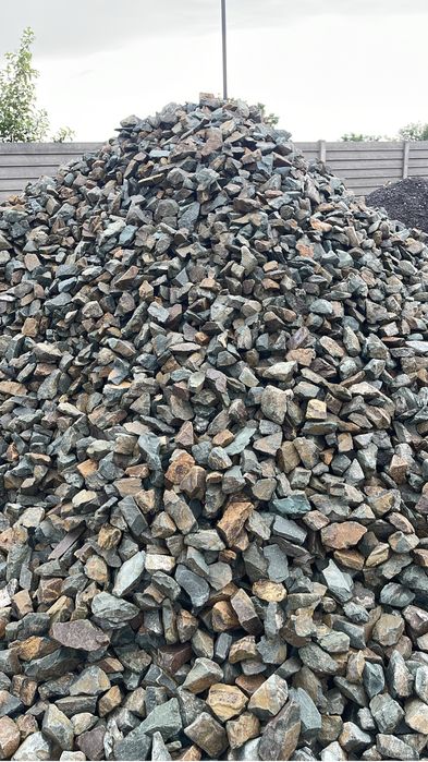 Piatra concasata/ piatra decorativa