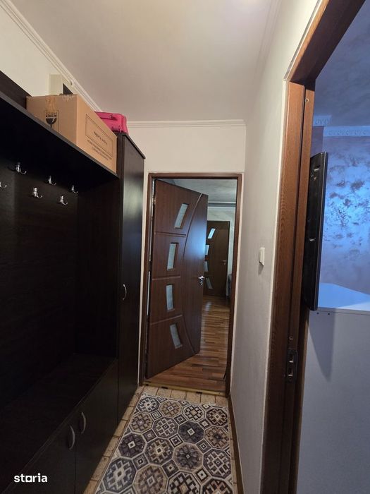 Apartament 2 camere zona Scoala 2 parter imbunatatit mobilat Adjud