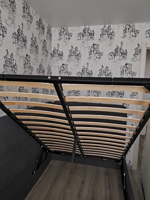 Продам кровать новую  120*200