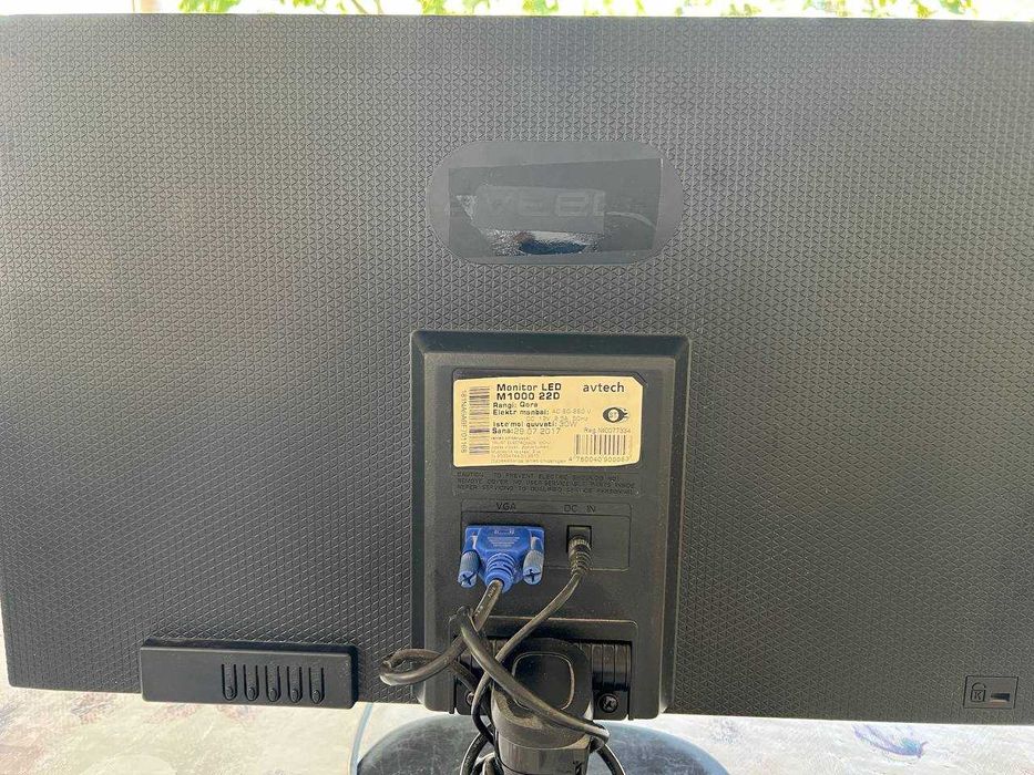 Avtech Monitor LED M1000 22D