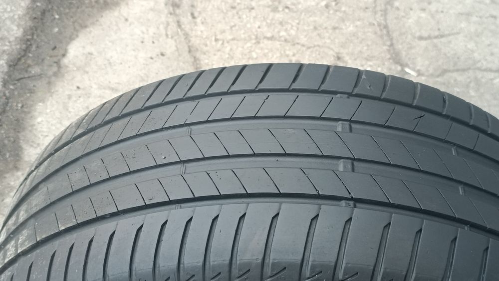 245/45/18 Bridgestone