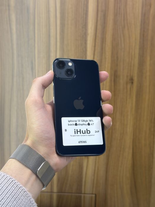 iPhone 13 midnight 128gb