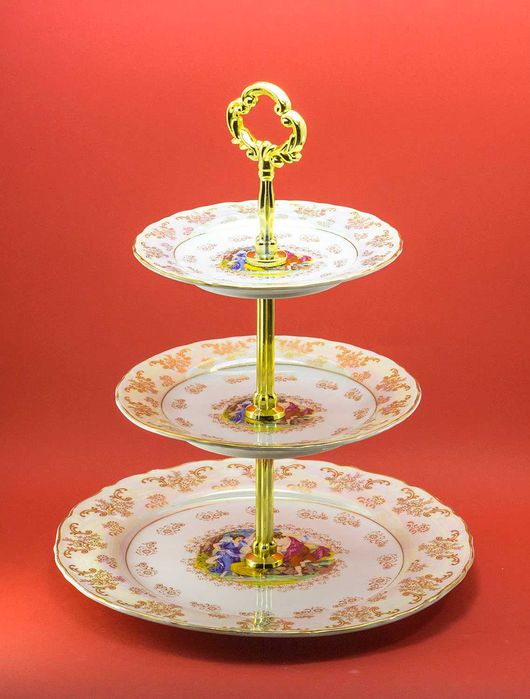 Продам синею Вазу, Богема голубое стекло.