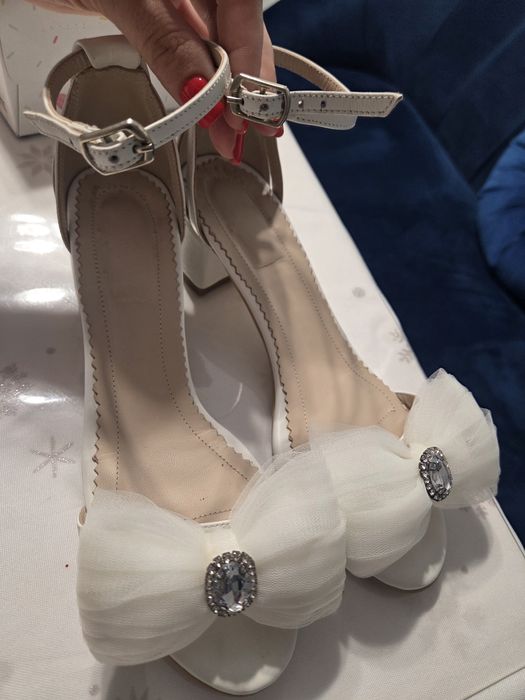 Sandale mireasa piele