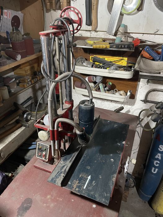 Polizor unghiular si freza pentru canturi