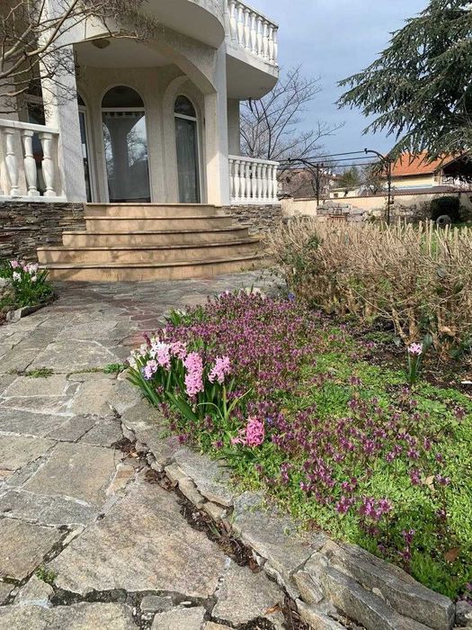 Самостоятелна Къща в Ален мак - 1500 евро