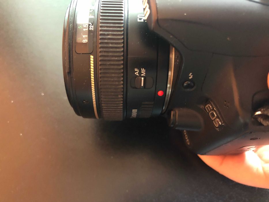 Canon EOS 500D-Дигитален Фотоапарат