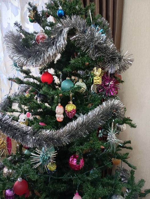 Ёлка искусственная