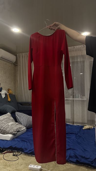 Продам новое платье