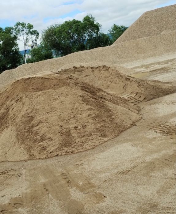Balastru pentru beton Nisip Pietris Pamant vegetal