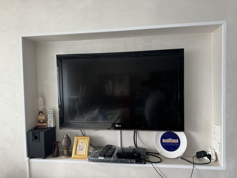 Продается жидкокристаллический телевизор марки «LG”