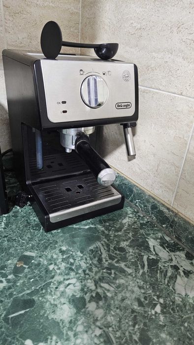 Продам рожковую кофемашину DeLounghi